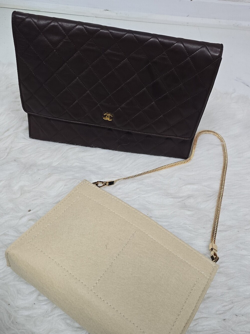 Gorgeous Chanel Quilted Leather Clutch (Convertible) - Picture 9 of 14